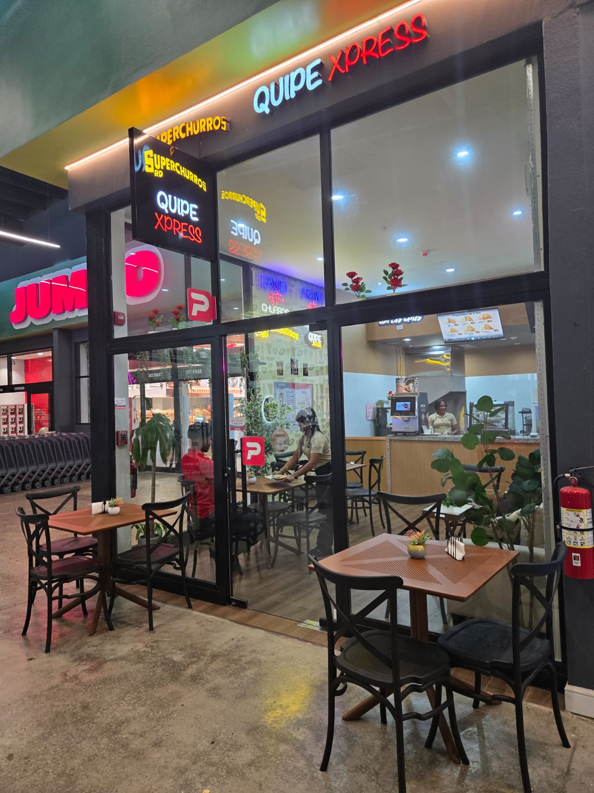 Fachada QuipeXpress RD